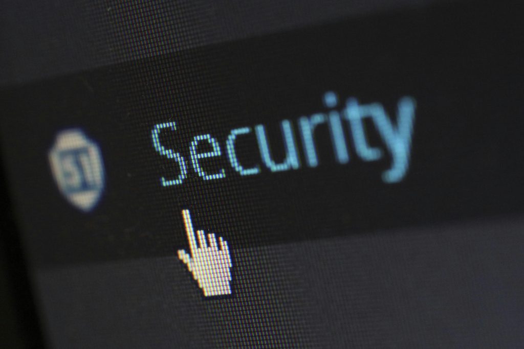proxintel-osint-analyse-reseaux-sociaux Proxintel utilise OSINT et analyse des réseaux sociaux pour détecter les menaces et protéger la réputation en ligne des entreprises et particuliers.